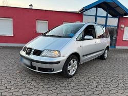 Silber Gebraucht 2004 Seat Alhambra Van / Kleinbus | 2.300 € (Guter Preis)