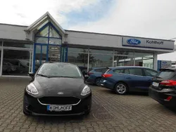 Obsidianschwarz metallic Gebraucht 2021 Ford Fiesta Cool & Connect Kleinwagen | 12.950 € (Fairer Preis)