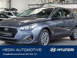 Grau Gebraucht 2020 Hyundai i30 YES! Limousine | 14.450 € (Superpreis)