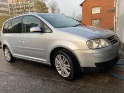 Silber Gebraucht 2006 VW Touran Van / Kleinbus | 3.300 € (Teuer)
