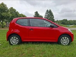 Rot Gebraucht 2018 VW up! take up! Kleinwagen | 7.900 € (Fairer Preis)