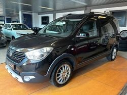 Schwarz Gebraucht 2018 Dacia Dokker Stepway Van | 7.690 € (Guter Preis)