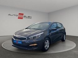 Grau Gebraucht 2017 Kia Ceed Kleinwagen | 11.750 € (Fairer Preis)