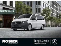 Weiss / arktikweiss Gebraucht 2022 Mercedes Vito Van / Kleinbus | 34.950 € (Etwas zu teuer)