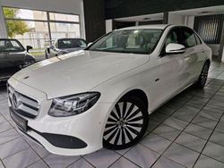 Weiß Gebraucht 2017 Mercedes E350 Limousine | 22.900 €