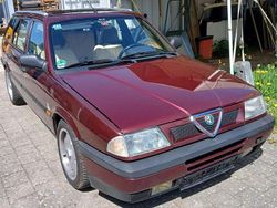 Rot Gebraucht 1992 Alfa Romeo 33 Kombi | 5.555 €