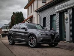 Grau Gebraucht 2024 Alfa Romeo Stelvio Veloce SUV | 42.990 € (Teuer)