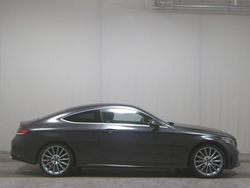 Grau Gebraucht 2021 Mercedes C200 AMG line Coupé | 27.480 € (Guter Preis)