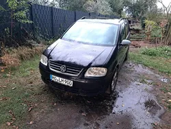 Schwarz Gebraucht 2003 VW Touran Basis Van / Kleinbus | 5.850 €