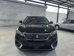 Schwarz Gebraucht 2019 Peugeot 5008 Business-Line Van / Kleinbus | 17.990 € (Superpreis)