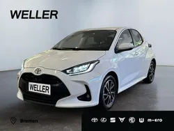 Weiss Gebraucht 2024 Toyota Yaris Team Kleinwagen | 19.480 € (Fairer Preis)