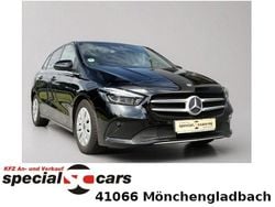 Schwarz Gebraucht 2020 Mercedes B180 Van / Kleinbus | 15.490 € (Fairer Preis)