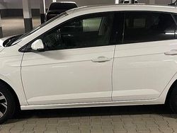 Weiß Gebraucht 2019 VW Polo IQ Drive Kleinwagen | 14.500 € (Fairer Preis)