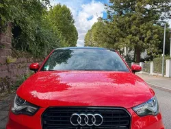 Rot Gebraucht 2013 Audi A1 Sportback S-Line Kleinwagen | 17.100 € (Etwas zu teuer)