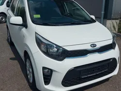 Weiß Gebraucht 2017 Kia Picanto DREAM-TEAM Edition Kleinwagen | 7.200 € (Etwas zu teuer)