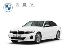 Weiss Gebraucht 2024 BMW 318 Comfort Edition Limousine | 34.750 € (Guter Preis)