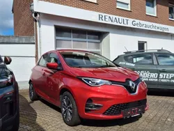 Rot Gebraucht 2021 Renault Zoe Intens Kleinwagen | 16.990 € (Teuer)