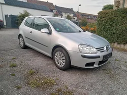 Silber Gebraucht 2005 VW Golf V Limousine | 3.350 € (Fairer Preis)