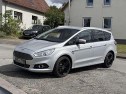 Polarsilber metallic Gebraucht 2018 Ford S-MAX Business Edition Van / Kleinbus | 11.990 € (Guter Preis)