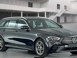 Grau Gebraucht 2021 Mercedes E300 AMG Limousine | 28.890 € (Superpreis)