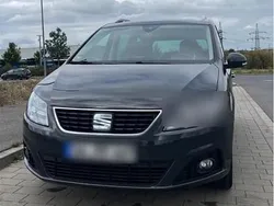 Grau Gebraucht 2019 Seat Alhambra Style Van / Kleinbus | 23.000 € (Guter Preis)