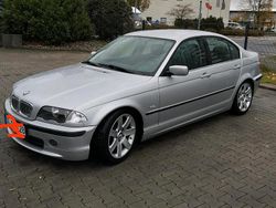 Silber Gebraucht 1999 BMW 328 Limousine | 4.750 € (Fairer Preis)