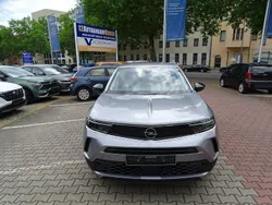 Grau Gebraucht 2023 Opel Mokka-e Edition SUV | 19.900 € (Guter Preis)