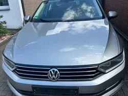 Silber Gebraucht 2017 VW Passat Comfortline Kombi | 7.900 € (Fairer Preis)