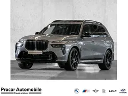 Grau Gebraucht 2024 BMW X7 M Sport SUV | 102.995 € (Fairer Preis)