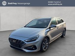 Shimmering silver Gebraucht 2023 Hyundai i30 Prime Kombi | 22.750 € (Fairer Preis)