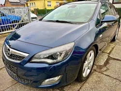 Ozean blau (p2) Gebraucht 2012 Opel Astra Kombi | 5.999 € (Fairer Preis)