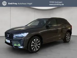 Grau Gebraucht 2023 Volvo XC60 Plus SUV | 41.900 € (Superpreis)