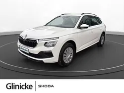 Weiß Gebraucht 2022 Skoda Kamiq Essence SUV | 21.994 € (Fairer Preis)