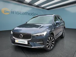Blau Gebraucht 2022 Volvo XC60 Plus SUV | 38.299 € (Teuer)