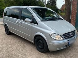 Silber Gebraucht 2006 Mercedes Viano Van / Kleinbus | 5.999 € (Fairer Preis)