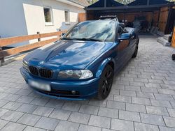 Blau Gebraucht 2002 BMW 318 Cabriolet Cabrio | 4.999 € (Fairer Preis)