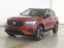Rot Gebraucht 2024 Volvo XC40 Ultra SUV | 39.698 € (Fairer Preis)