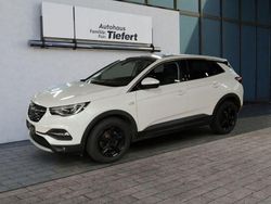 Weiß (metallic) Gebraucht 2018 Opel Grandland X Business Innovation SUV | 15.990 € (Teuer)