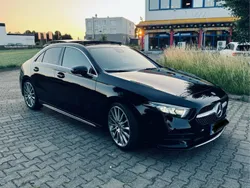 Schwarz Gebraucht 2022 Mercedes A200 AMG Limousine | 29.500 € (Fairer Preis)