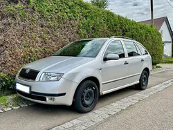 Silber Gebraucht 2002 Skoda Fabia Elegance Kombi | 1.000 € (Guter Preis)