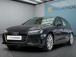 Schwarz Gebraucht 2024 Audi A4 Kombi | 31.499 € (Fairer Preis)