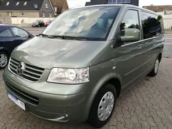 Grün Gebraucht 2006 VW Multivan Highline Van / Kleinbus | 21.900 €