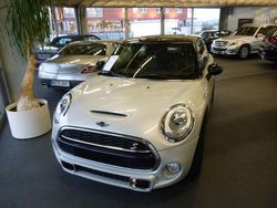 Silber Gebraucht 2017 Mini Cooper S Kleinwagen | 19.900 € (Fairer Preis)