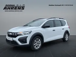 Weiß Gebraucht 2023 Dacia Jogger Essentiel Van / Kleinbus | 17.490 € (Guter Preis)