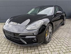 Schwarz Gebraucht 2018 Porsche Panamera Turbo Sport Turismo Limousine | 79.980 € (Teuer)