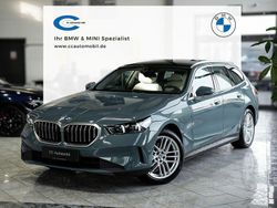 Cape york grün Gebraucht 2024 BMW 520 Performance Kombi | 45.999 € (Superpreis)