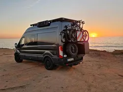 Grau Gebraucht 2018 Ford Transit Van / Kleinbus | 74.900 €