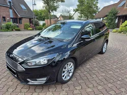 Schwarz Gebraucht 2018 Ford Focus Basis Kombi | 10.900 € (Fairer Preis)