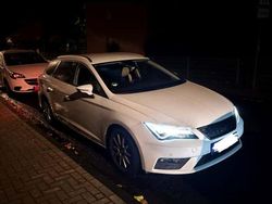 Weiß Gebraucht 2018 Seat Leon ST Kombi | 9.200 €