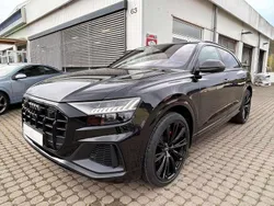 Mythosschwarzmetallic (metallic) Gebraucht 2023 Audi SQ8 Competition SUV | 89.000 € (Fairer Preis)
